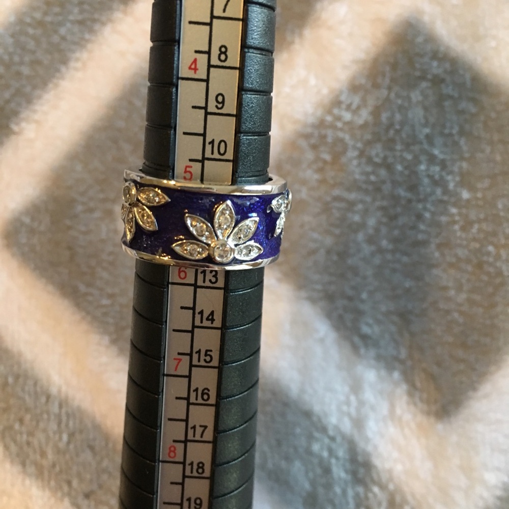 Three Stackable Rings - image 5